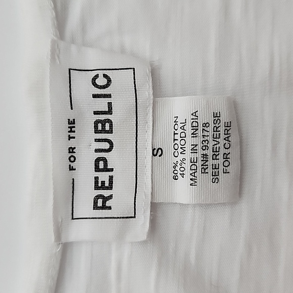 For The Republic Women's White Tee Shirt High Top Blue Rhinestone Sneaker Size S - Picture 5 of 15